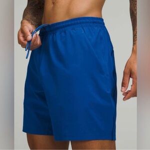 Lululemon Pace Breaker Linerless Short 7" Symphony Blue